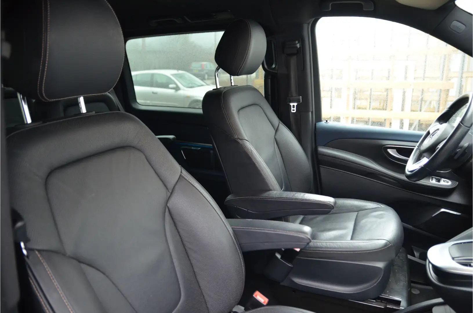 Mercedes-Benz EQV 300 L2 Avantgarde 90 kWh 7-zits, Full Options! Сірий - 2