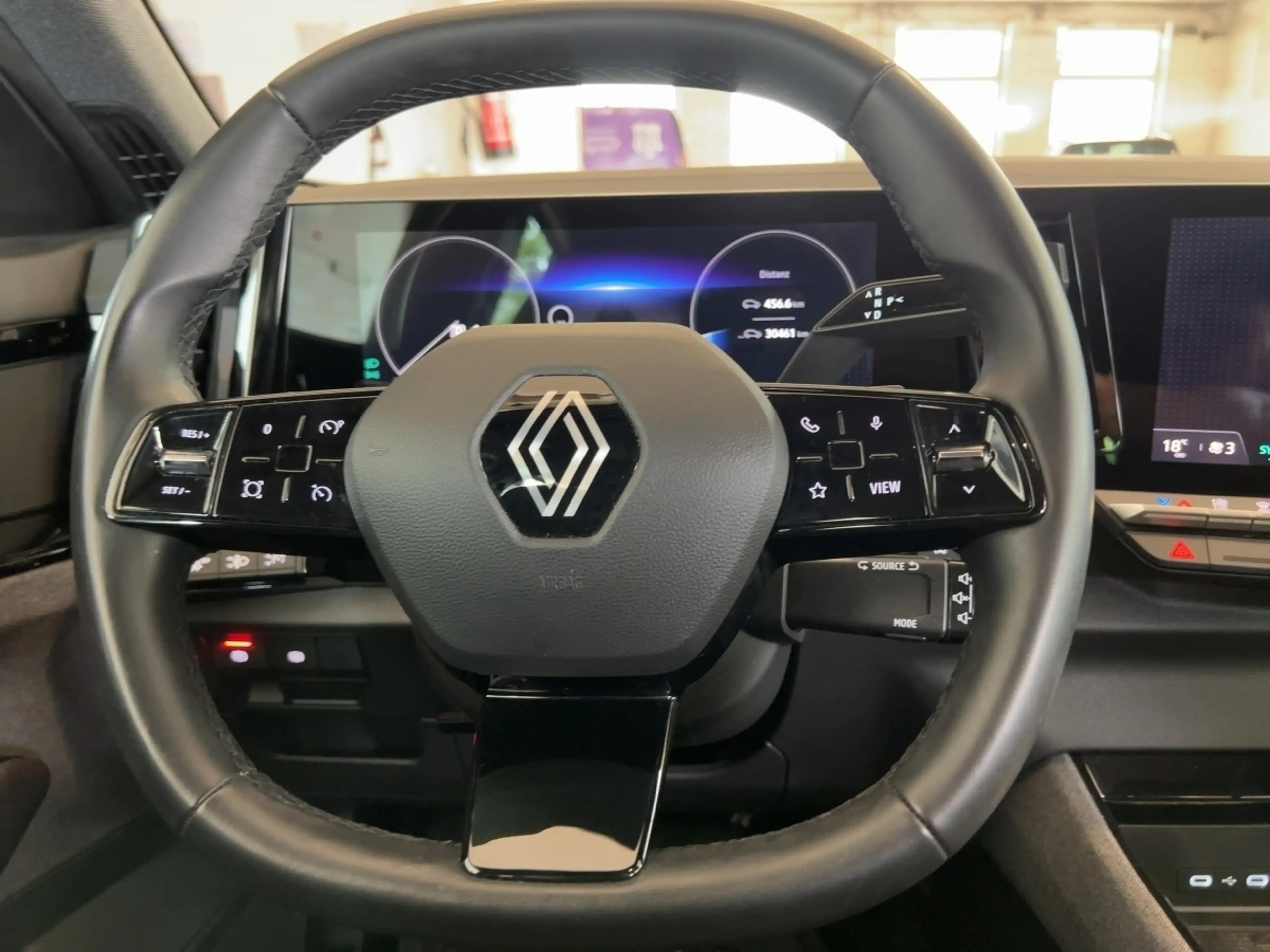 Renault Austral Evolution Mild Hybrid 160 Automatik SHZ BT — photo 11