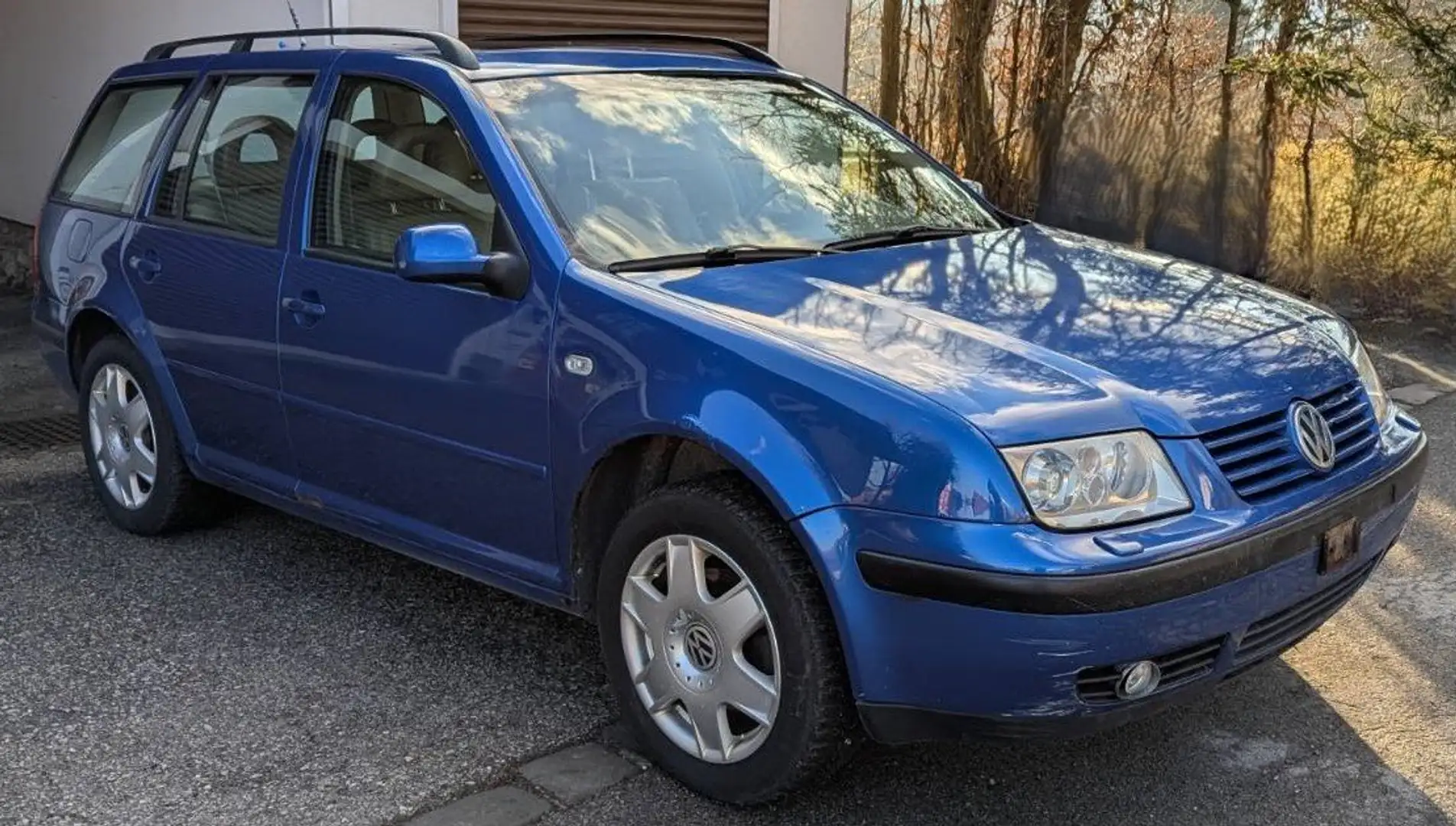 Volkswagen Bora Bora Var. Highline 1,9 TDI PD 4motion Azul - 2