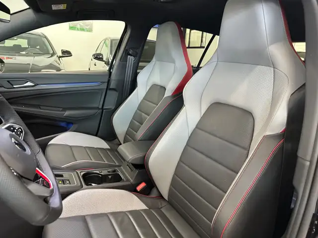 Volkswagen Golf view 14