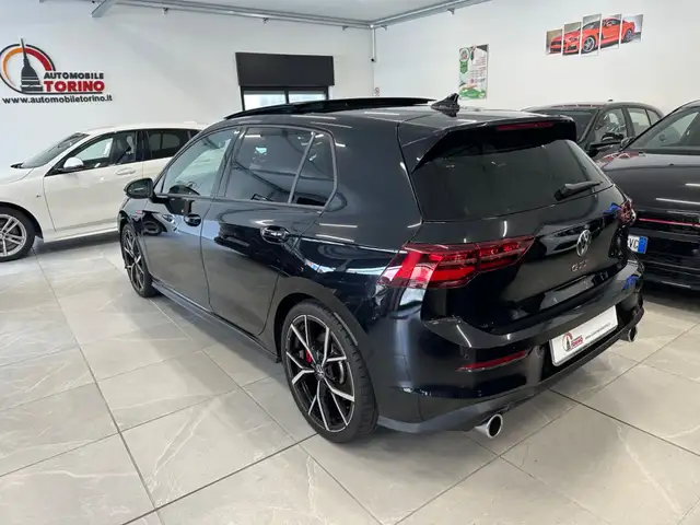 Volkswagen Golf view 6