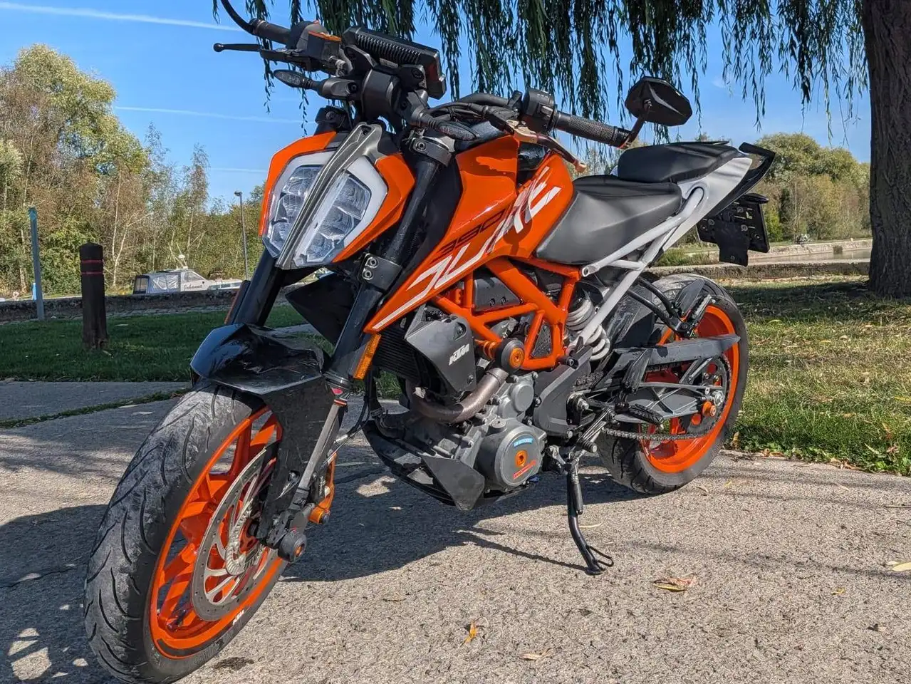 KTM 390 Duke