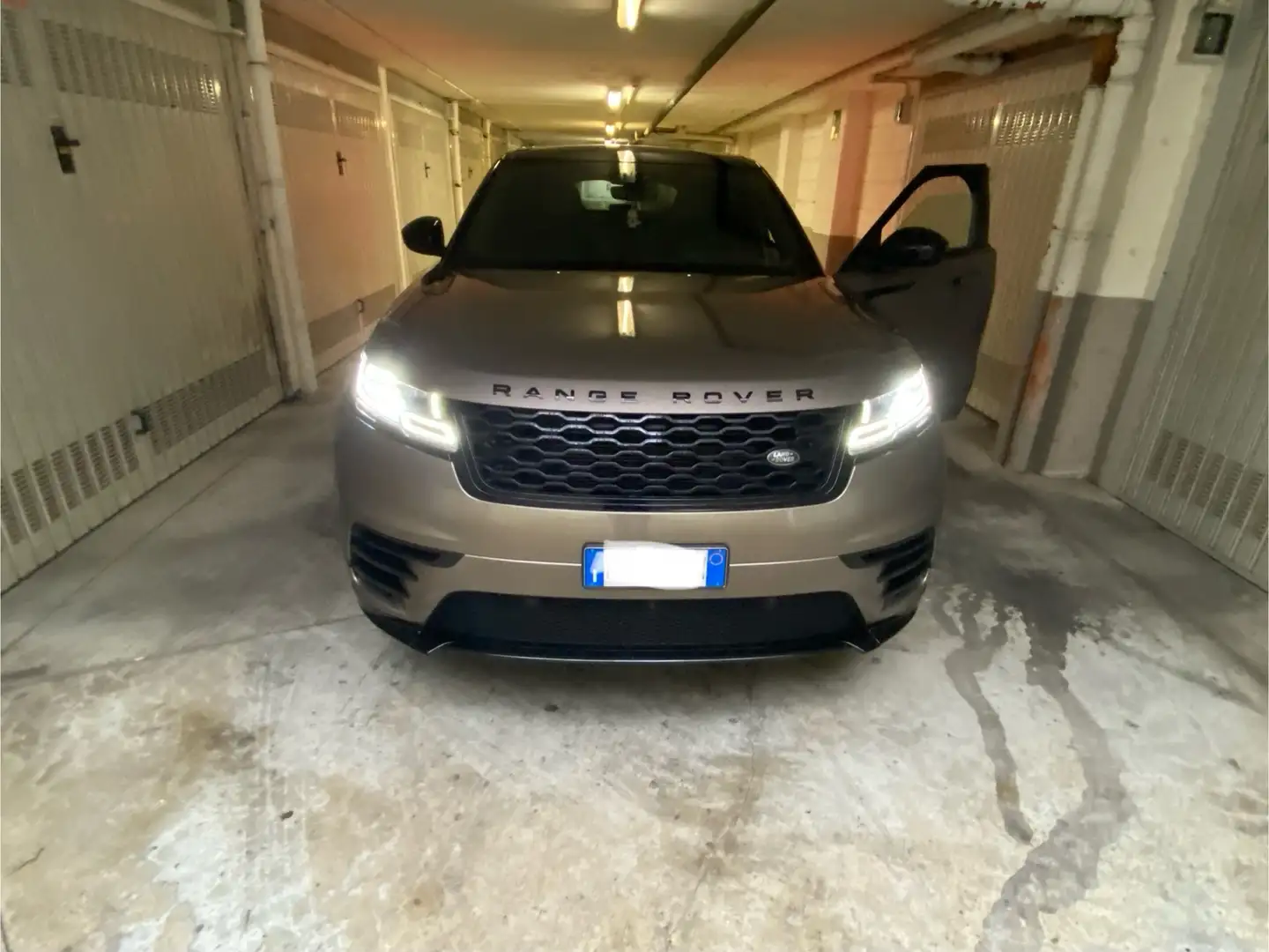 Land Rover Range Rover Velar 2.0 i4 R-Dynamic HSE 240cv auto Bronzo - 2