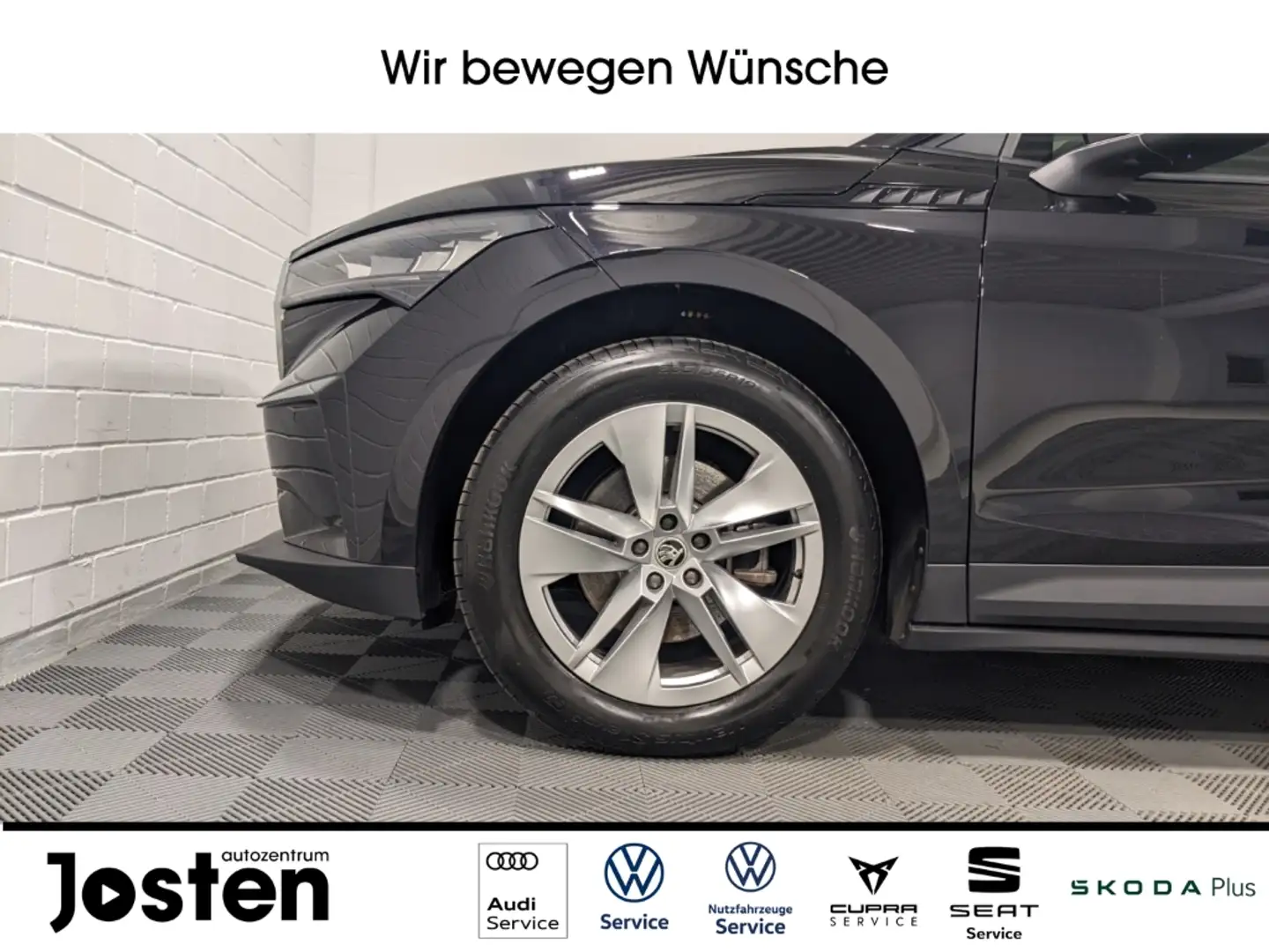 Skoda Enyaq 50 Loft Navi DAB CarPlay PDCv+h Schwarz - 2