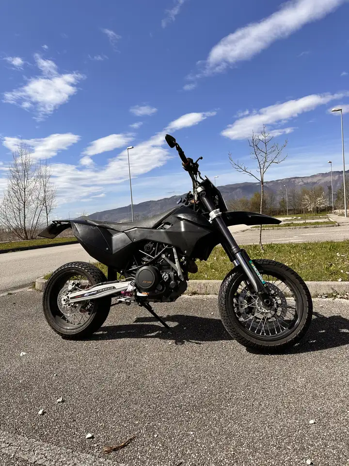 KTM 690 SMC