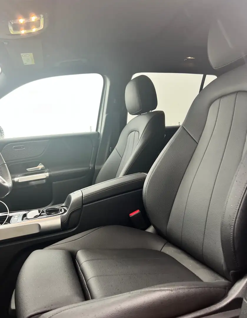 Mercedes-Benz GLB 180 Business Line Gris - 1
