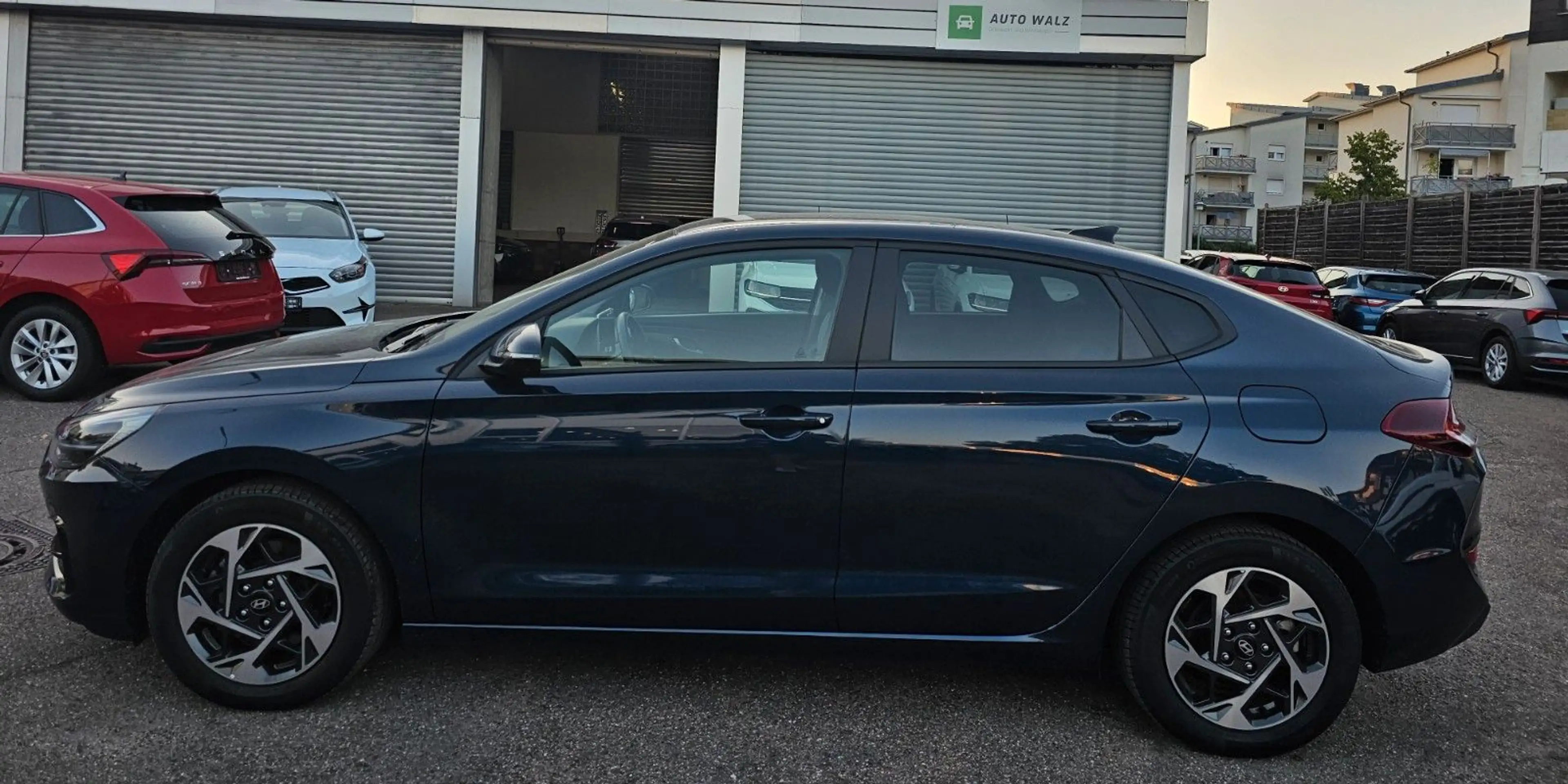 Hyundai i30 1,0 T-GDI Fastback Smart — photo 3