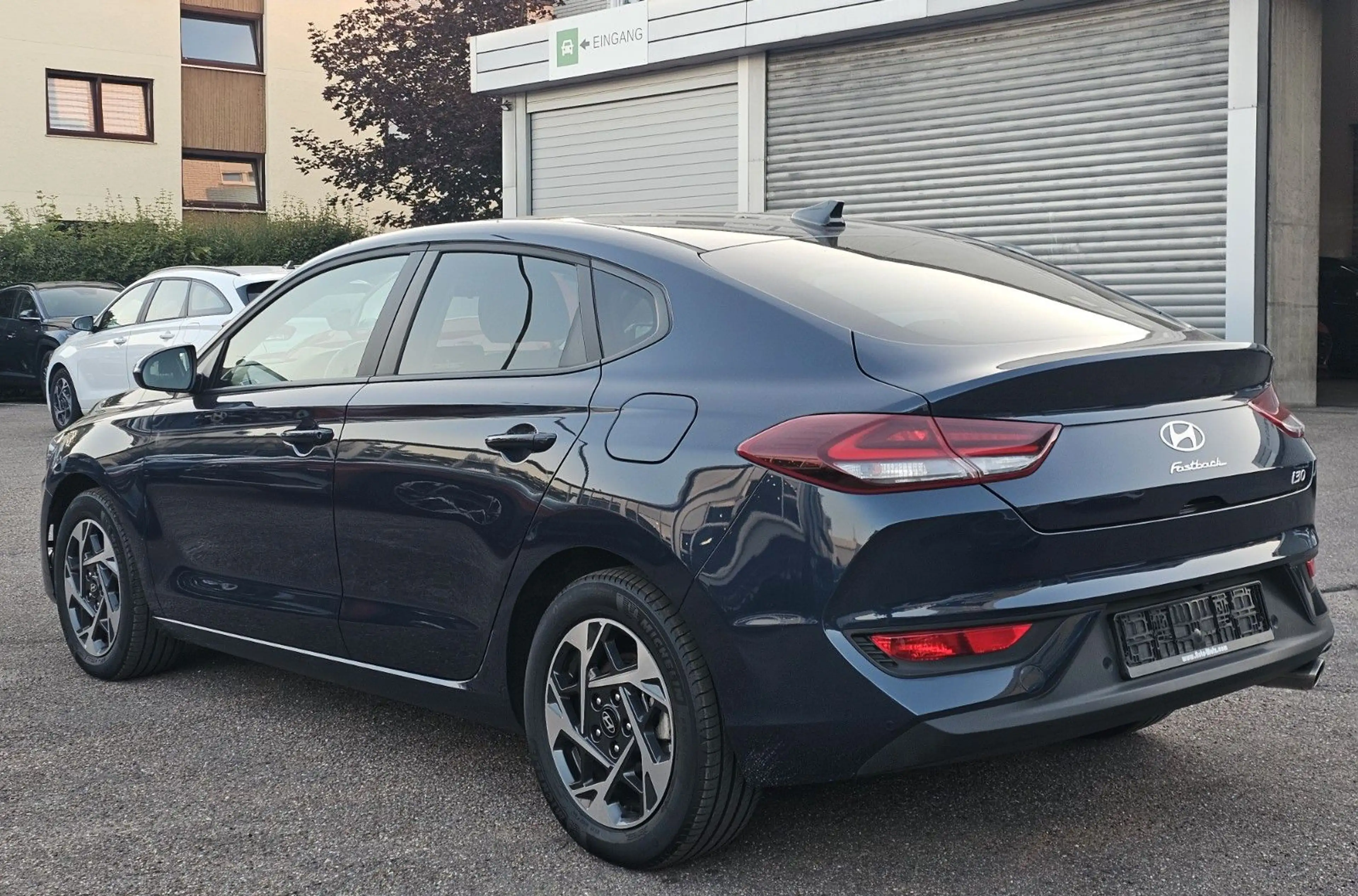 Hyundai i30 1,0 T-GDI Fastback Smart — photo 4