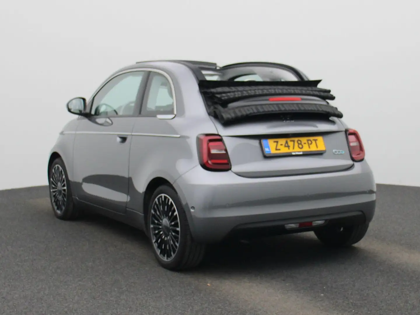 Fiat 500C La Prima 42 kWh | Achteruitrijcamera | Parkeersens Grijs - 2