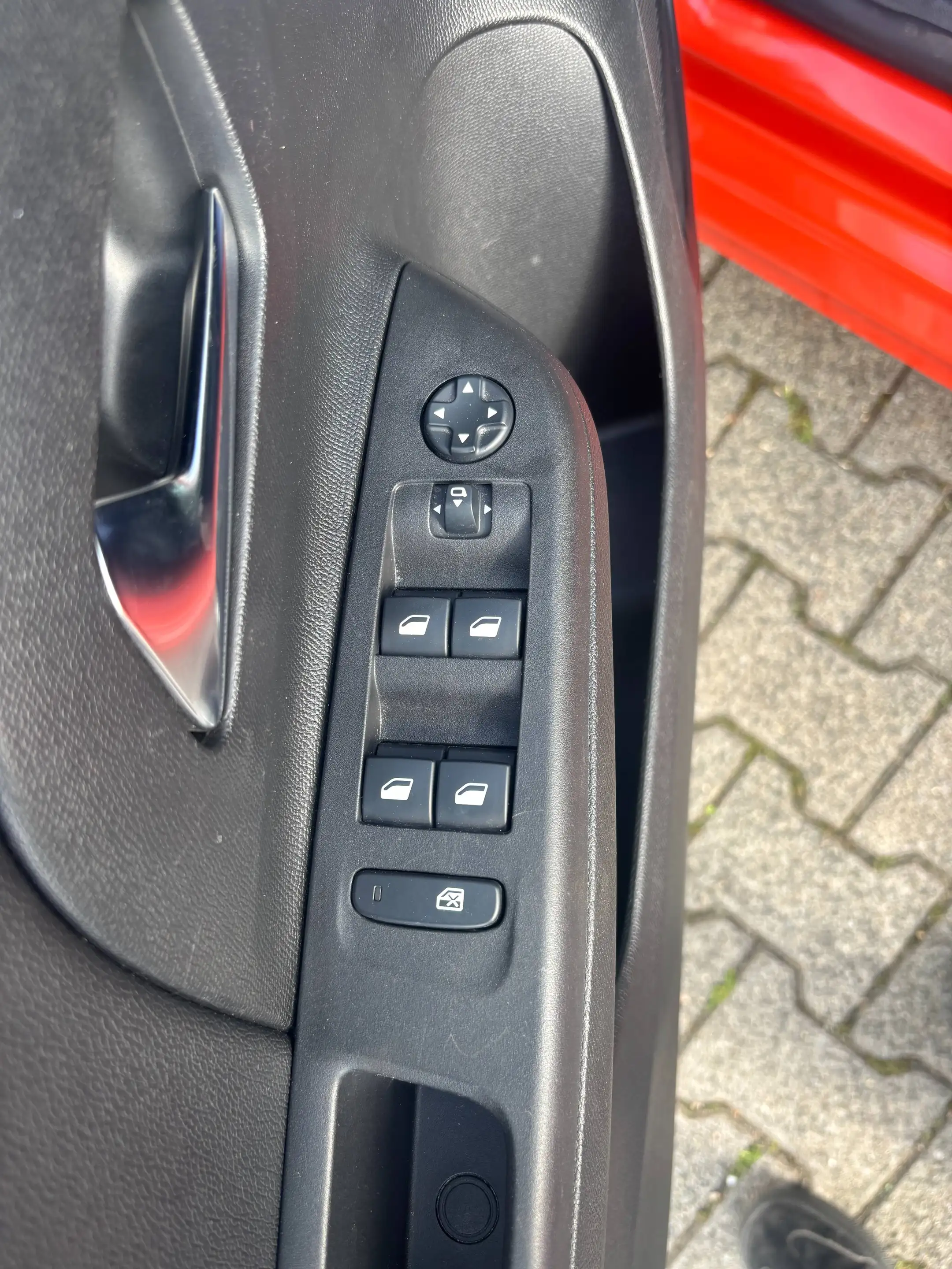 Opel Corsa 1.Hd,Scheckheft,Shz,Kamara,PDC,Klimaautm, — photo 11