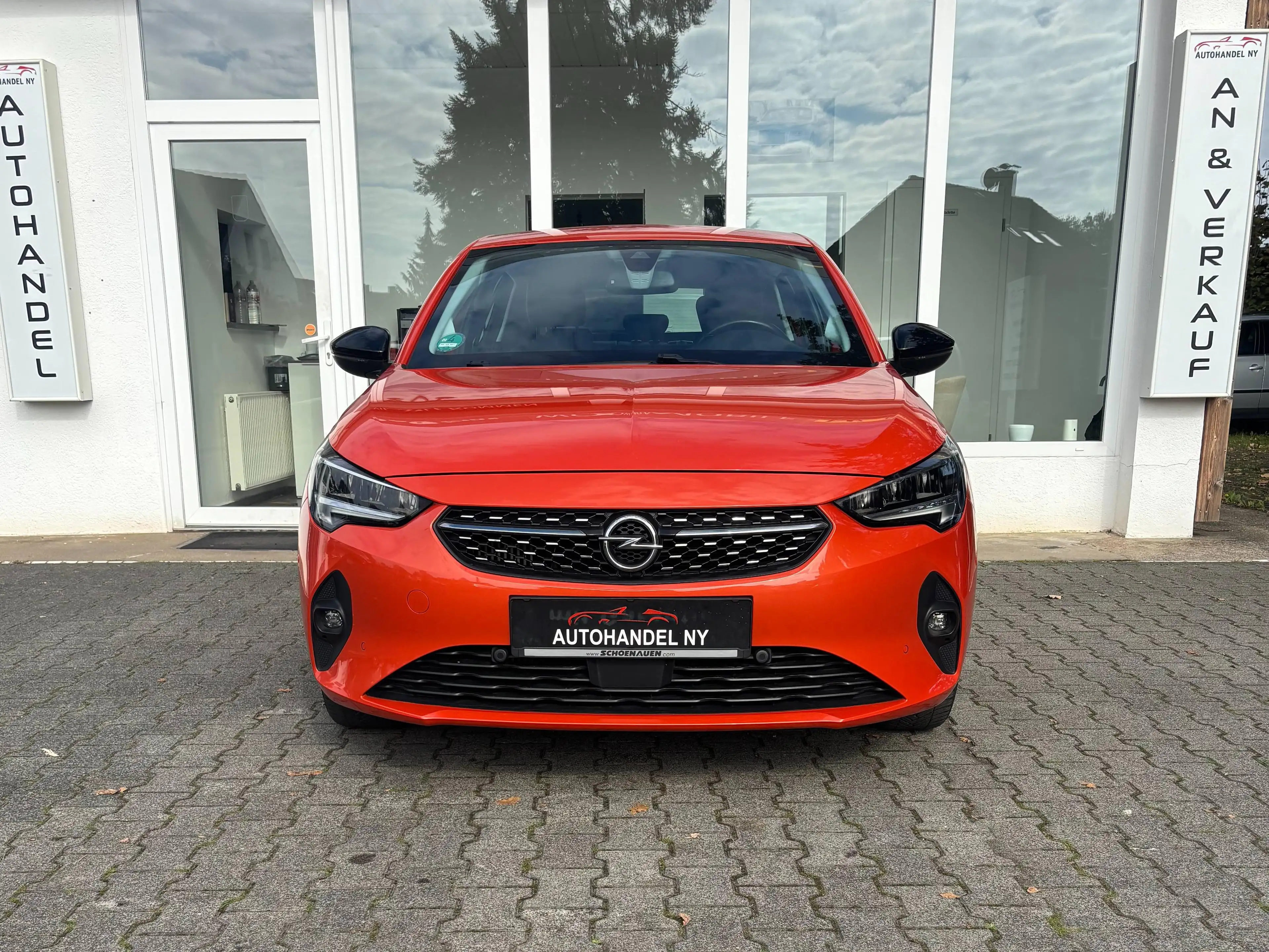 Opel Corsa 1.Hd,Scheckheft,Shz,Kamara,PDC,Klimaautm, — photo 2