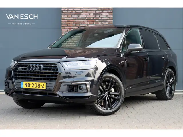 Audi Q7 e-tron 3.0 TDI quattro Premium | Panoramadak | Luchtverin