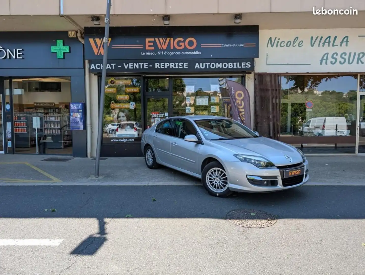 Renault Laguna III (B91) 1.5 dCi 110CH BLACK EDITION ECO² ATTELAG Gri - 1