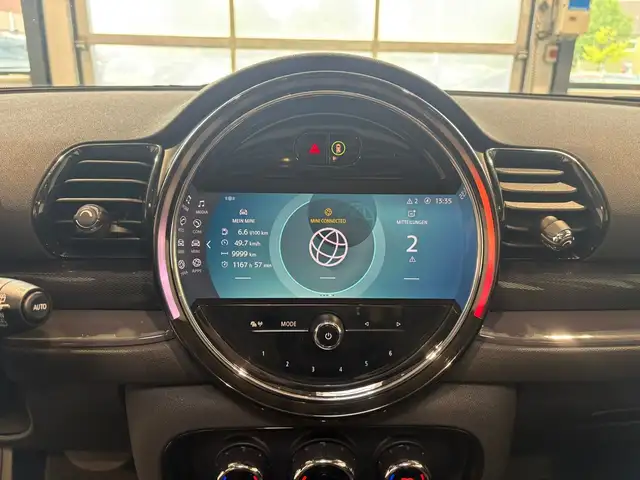Mini Clubman view 11