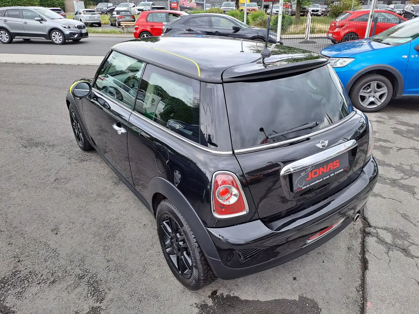 MINI One Mini One *1. Hand*Automatik*Klima*SHZ*USB*BT Schwarz - 2