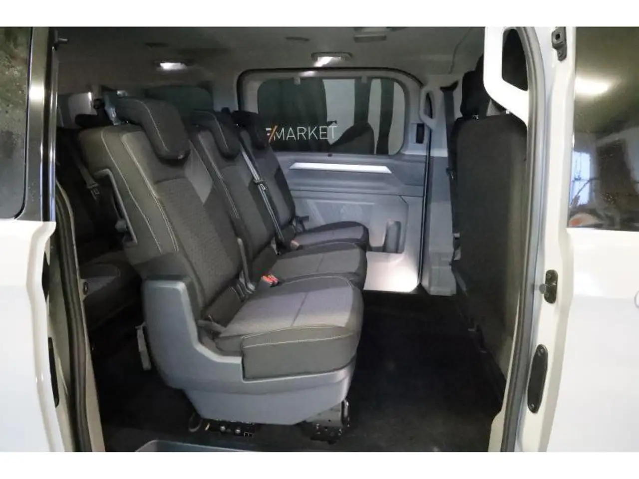 Volkswagen T7 Caravelle 2026 — фото 14