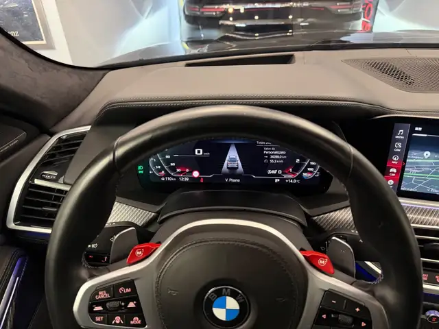 BMW X6 M view 6