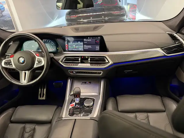 BMW X6 M view 9
