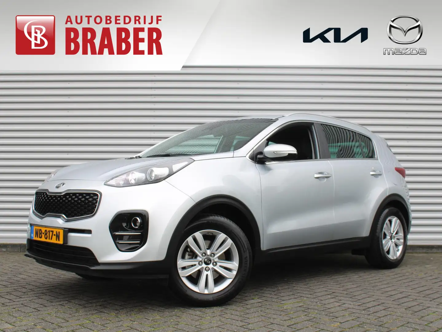 Kia Sportage 1.6 GDI First Edition | Trekhaak | Camera | Clima Grijs - 1