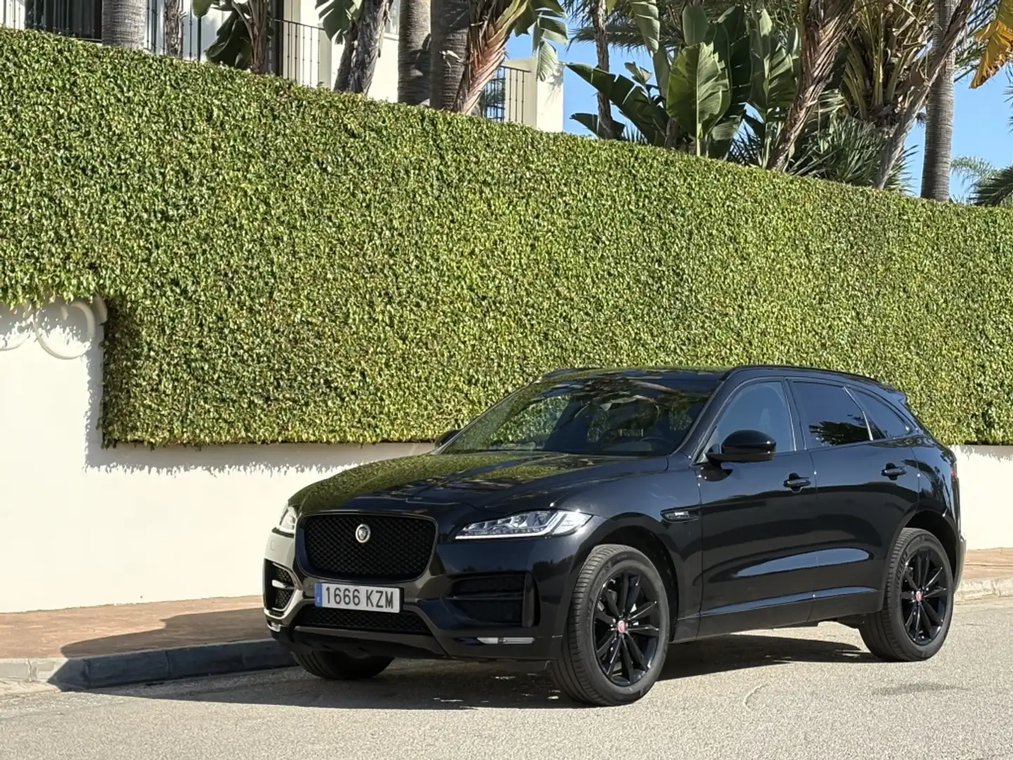Jaguar F-Pace 2.0 i4 R-Sport Aut. AWD 250 Negro - 2
