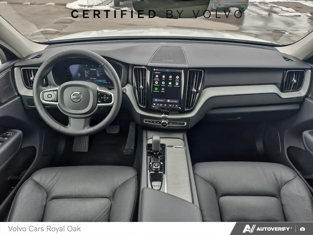 Volvo XC60 снимка Volvo XC60