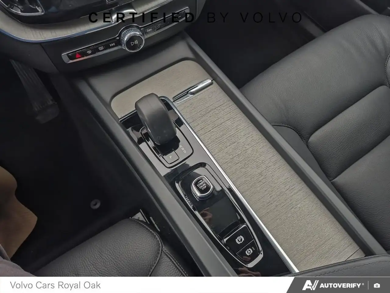 Volvo XC60 снимка Volvo XC60