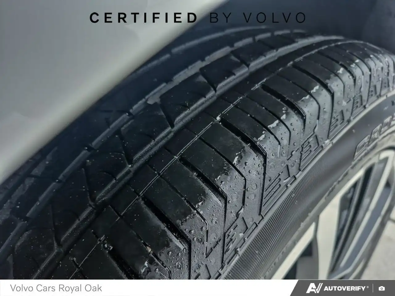 Volvo XC60 снимка Volvo XC60