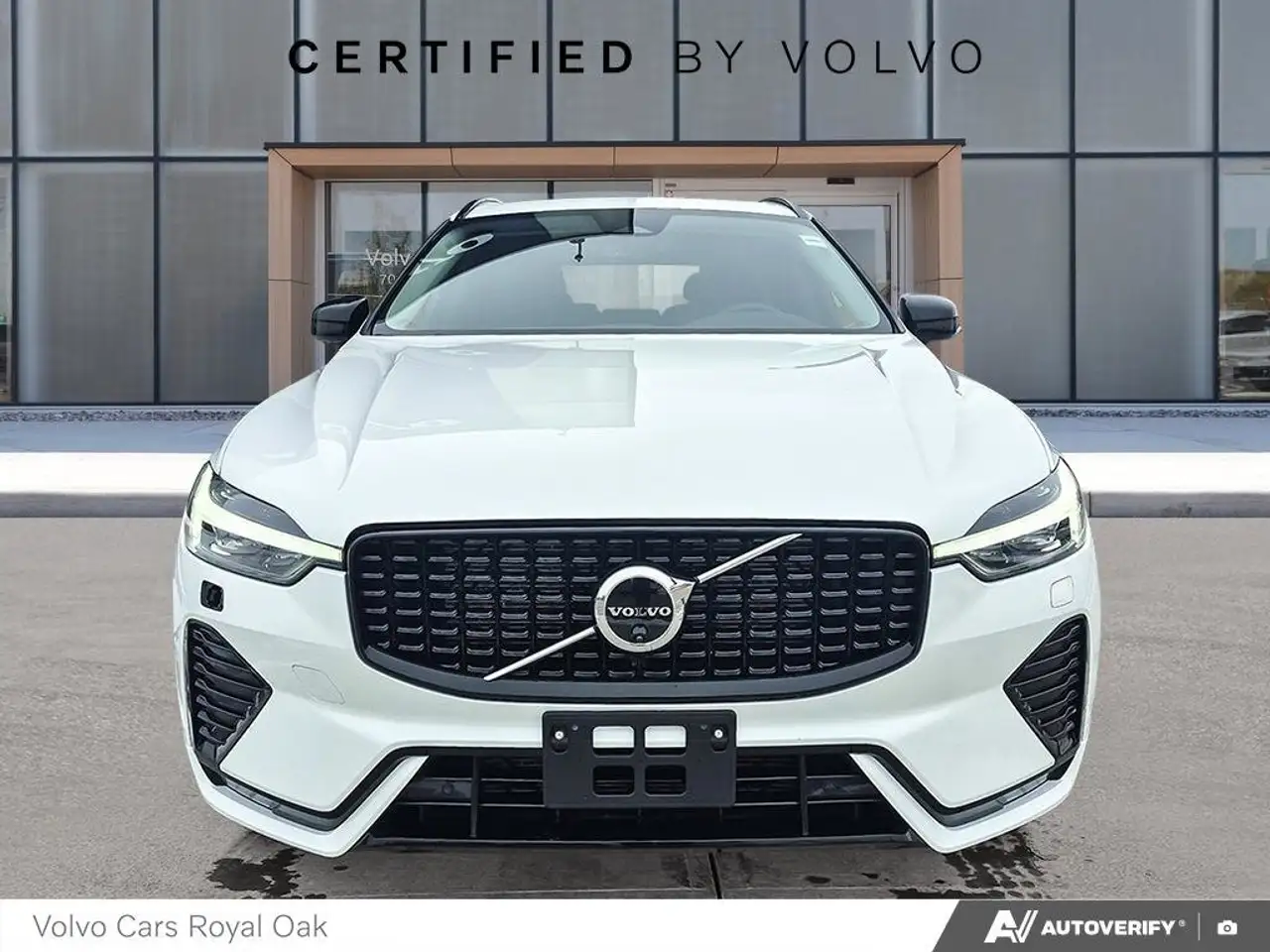 Volvo XC60 снимка Volvo XC60