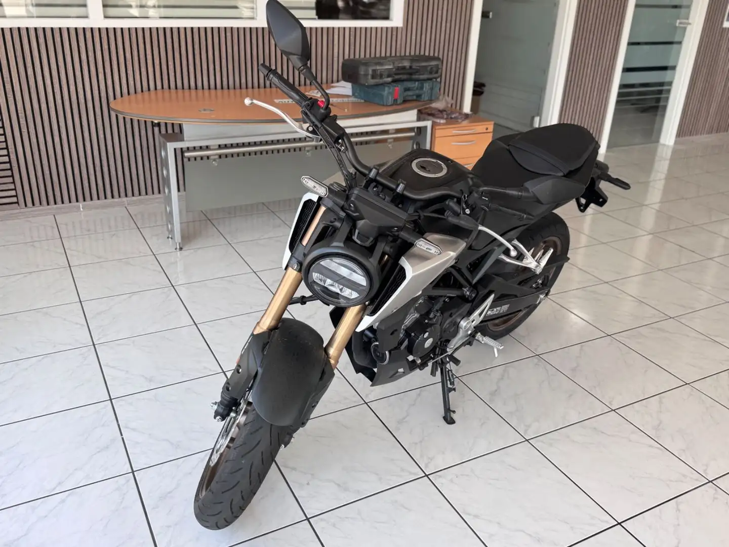 Honda CB 125 NA + ABS + 1.Hand + 1500KM! Nero - 2
