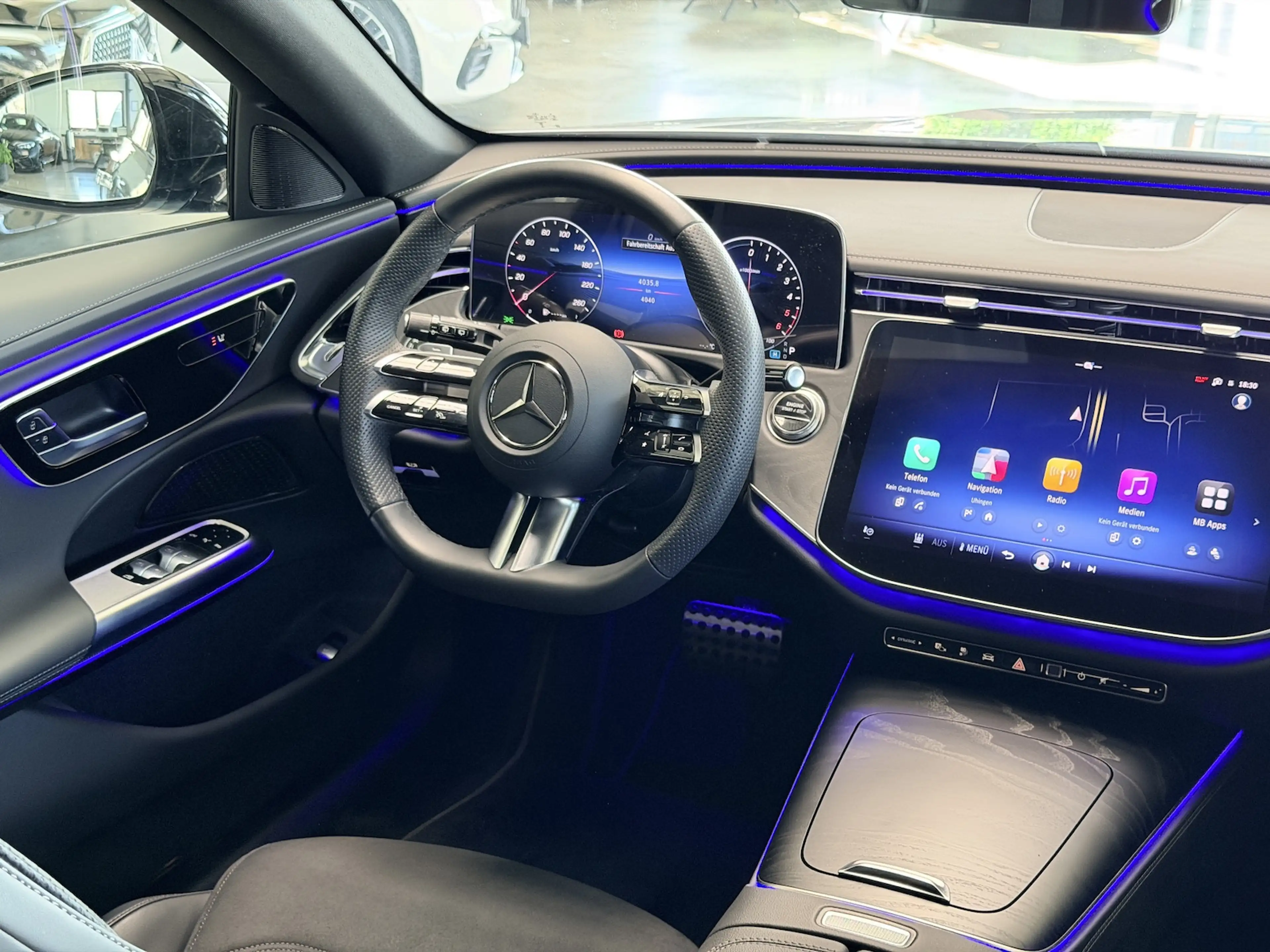 Mercedes-Benz E 300 de AMG Night DISTRONIC+ Kamera MBUX KEYLESS-GO AHK — photo 13