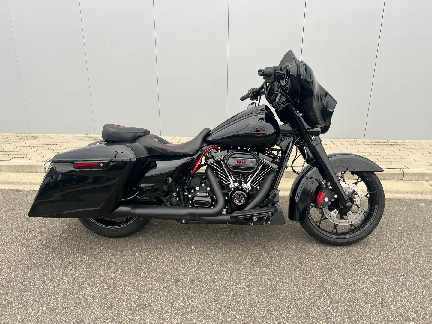 Harley-Davidson Street Glide Special - 114 - Zwart - 1
