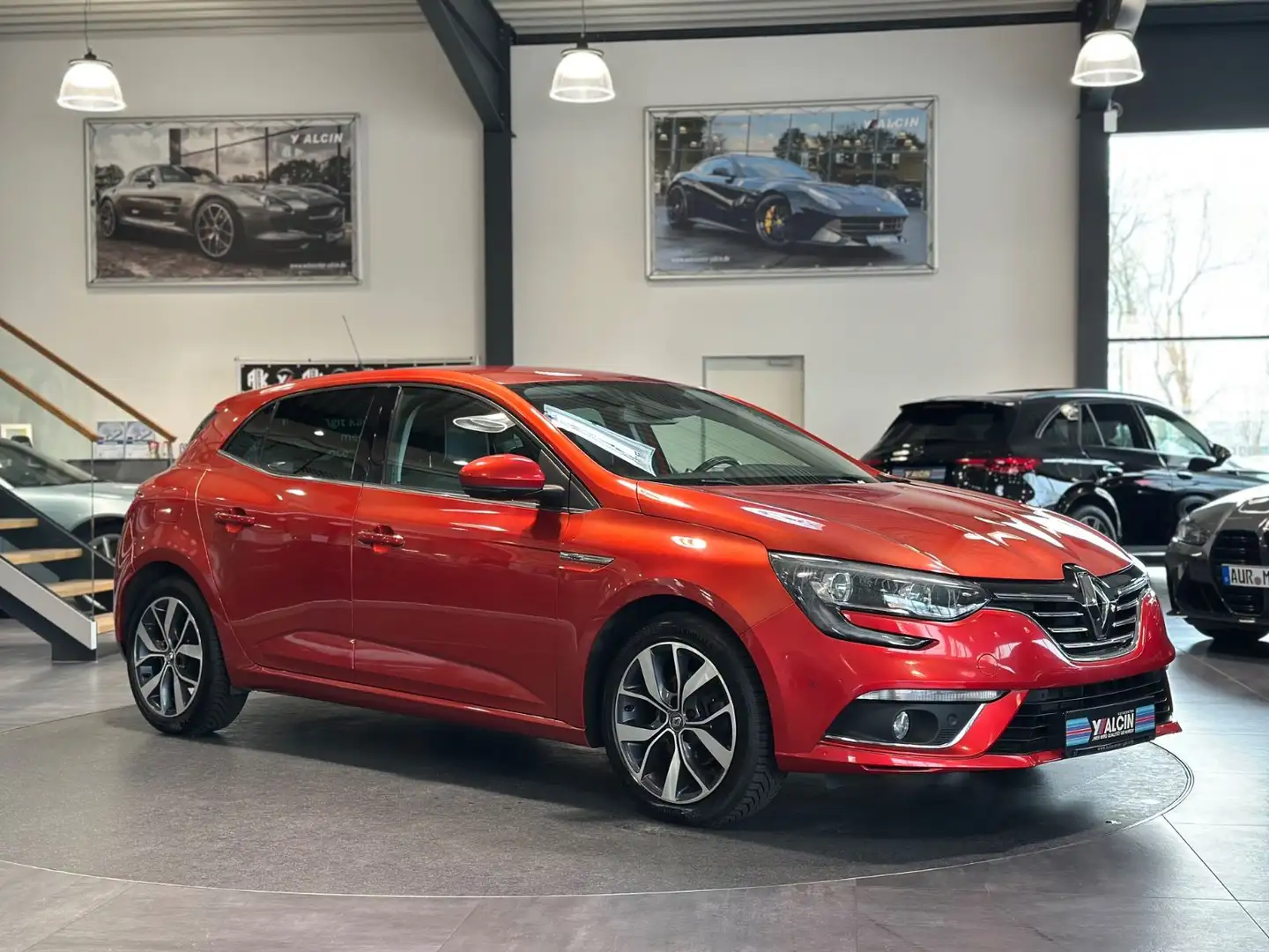 Renault Megane ENERGY TCe 130 Bose Edition NAV/SHZ/LM/BT Rot - 2