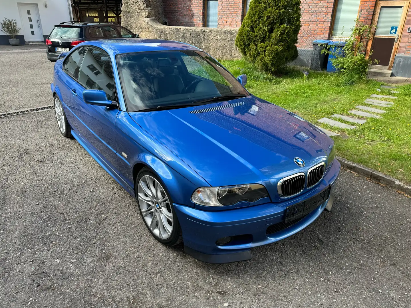 BMW 325 325 Clubsport/Schalter/Deutsch/Estorilblau/Individ Blau - 1