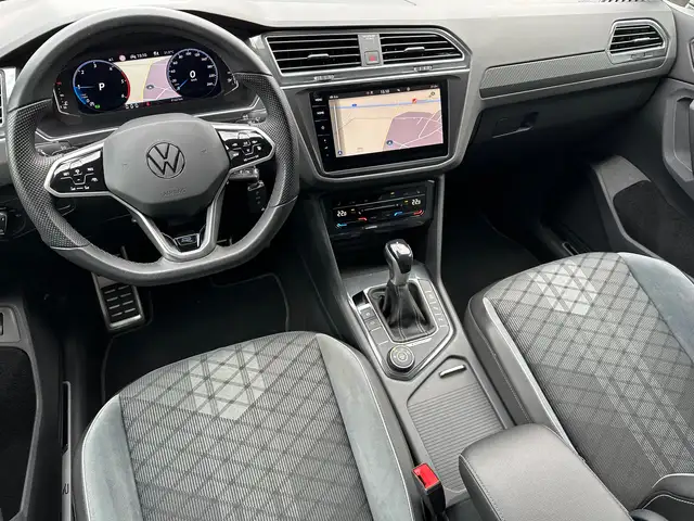 Volkswagen Tiguan view 14