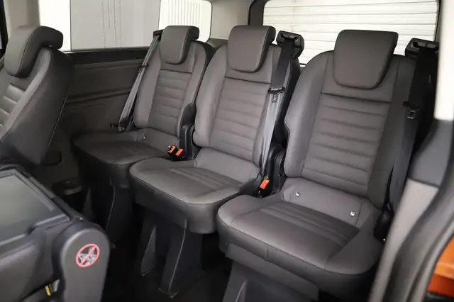 Ford Transit Custom view 15