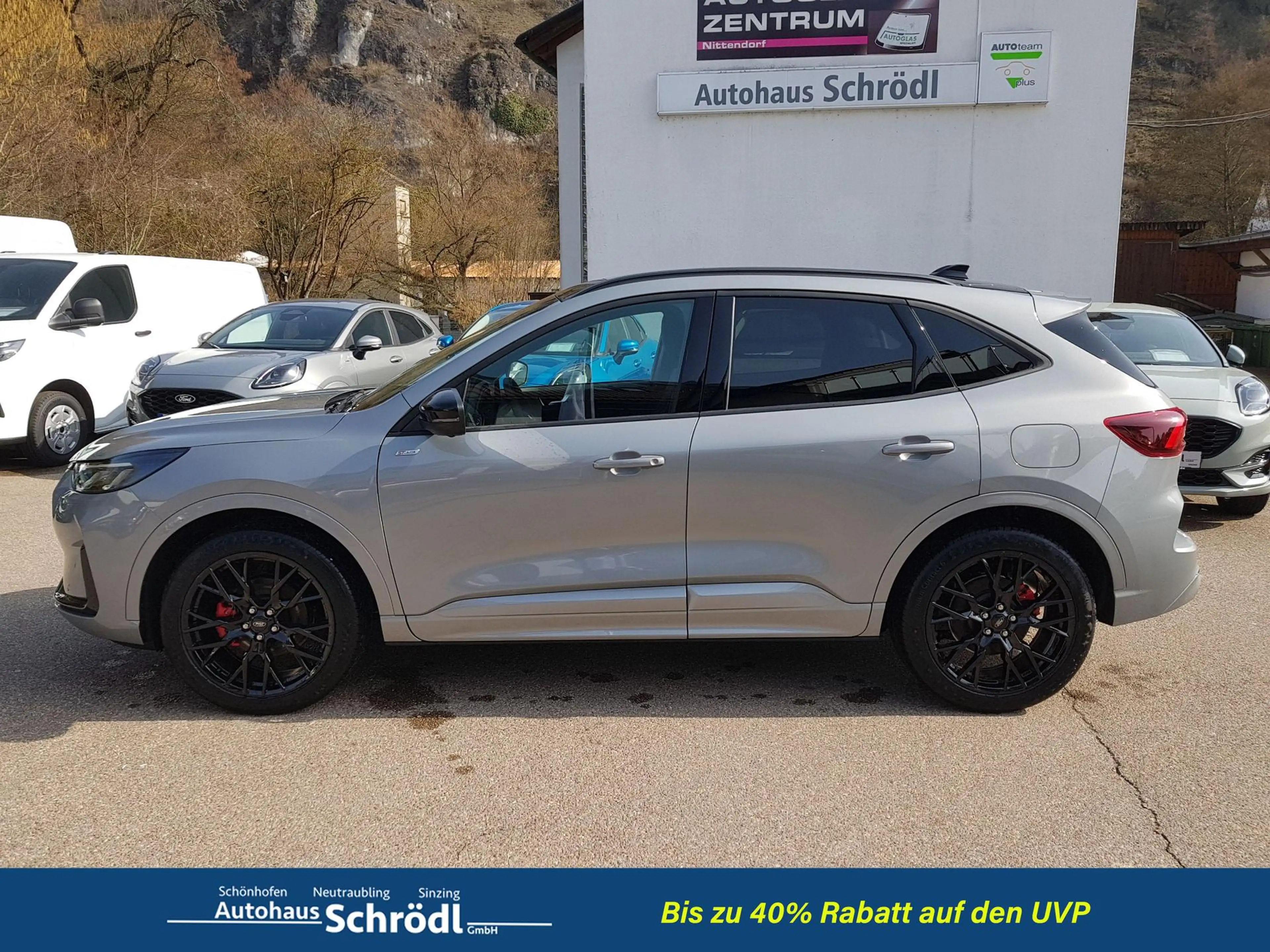 Ford Kuga 2.5 Line X FHEV AWD BlueCruise® 134 kW (182 PS)... — photo 2