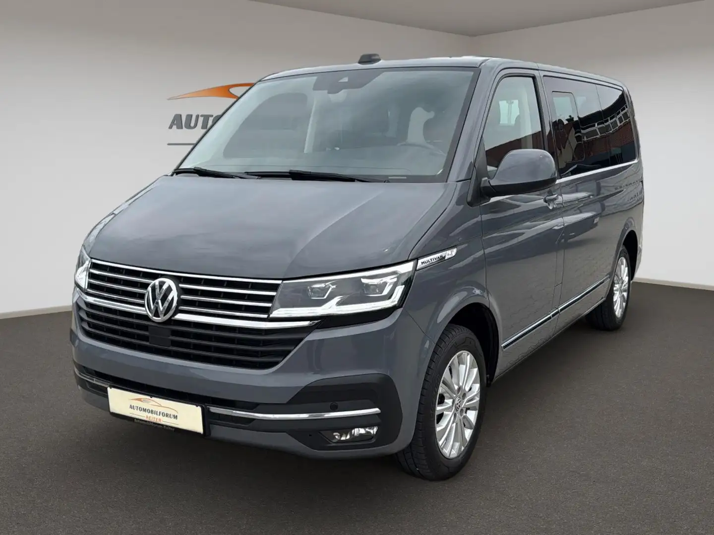 Volkswagen T6 Multivan T6.1 Multivan Generation Six AHK Gute Nachtpaket Gris - 1