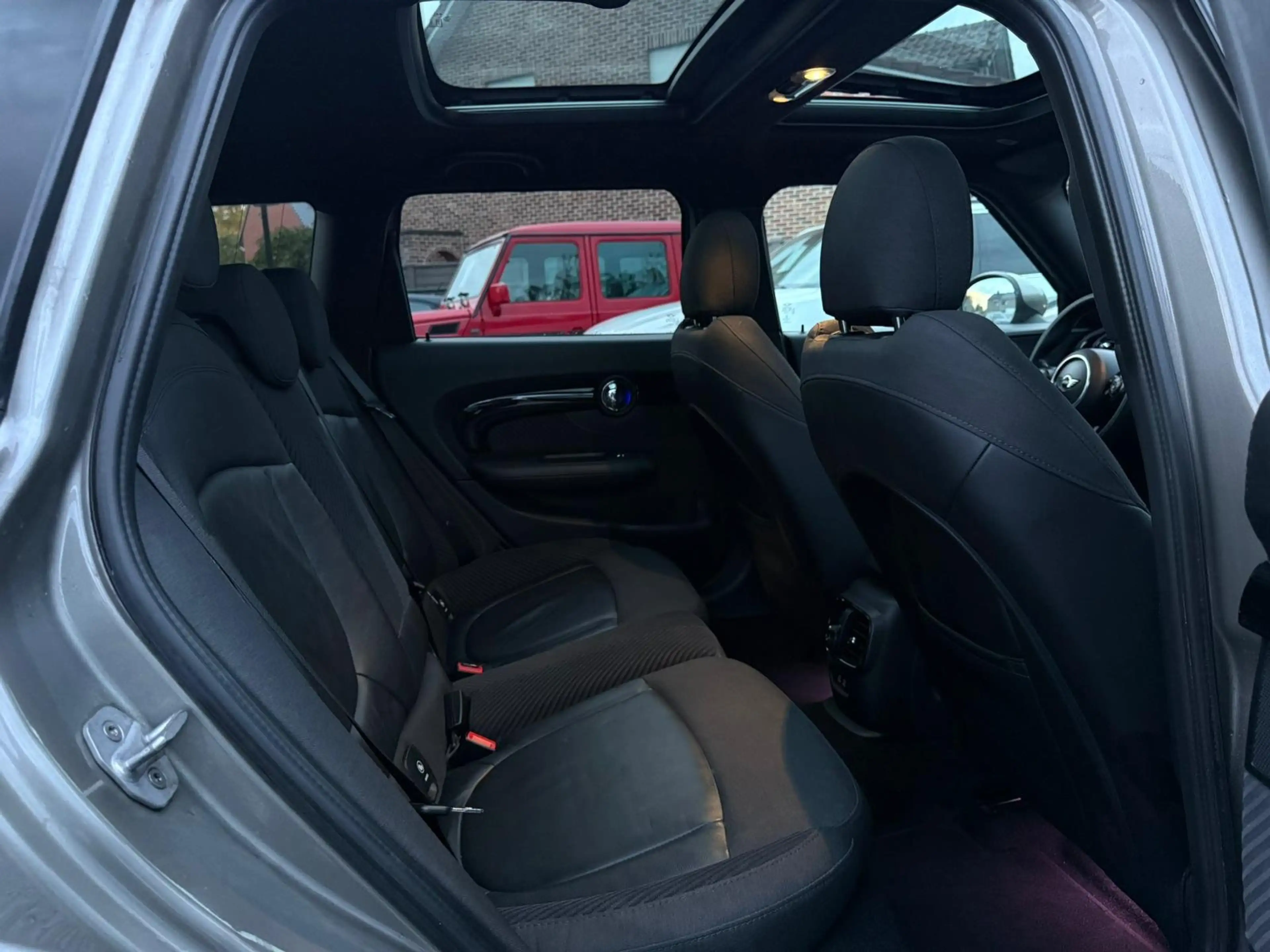 MINI One D Clubman Automaat Airco ParkeerS Navi Led Verlichting * — photo 11