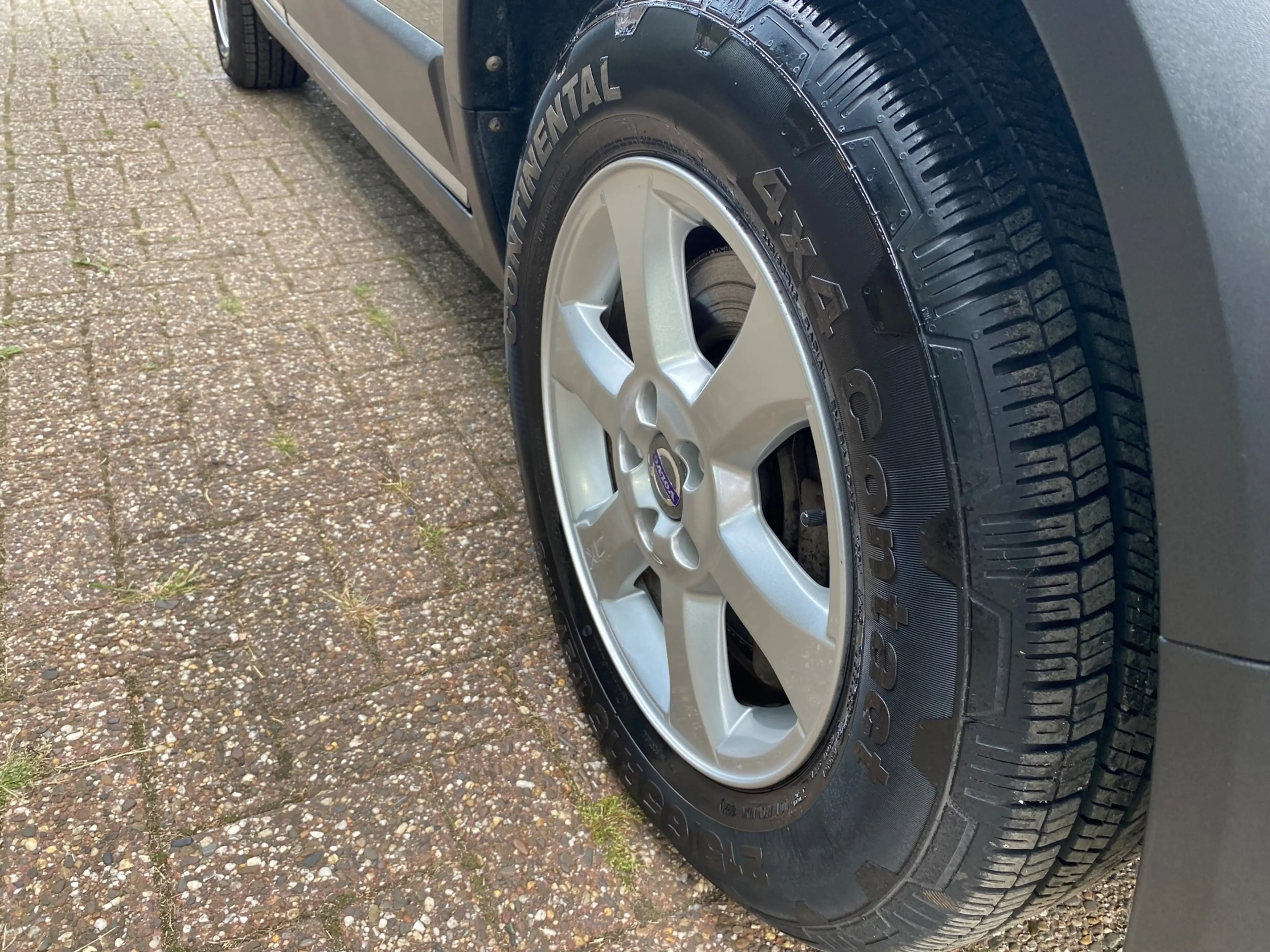 Volvo XC70 3.2 Momentum AWD Automaat LEER / TREKHAAK / YOUNGT — photo 8