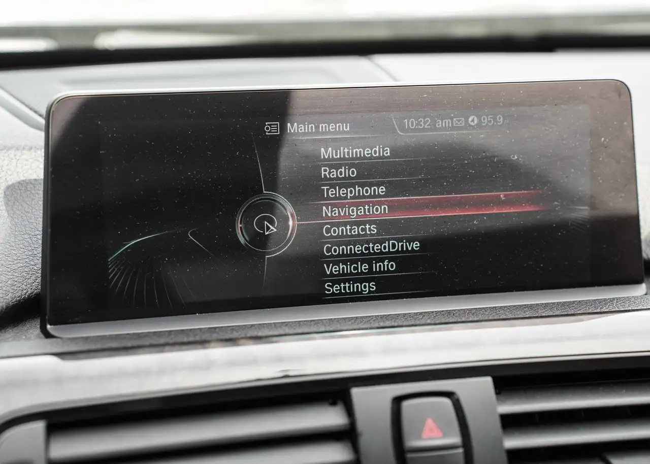 BMW 4 Series снимка BMW 4 Series