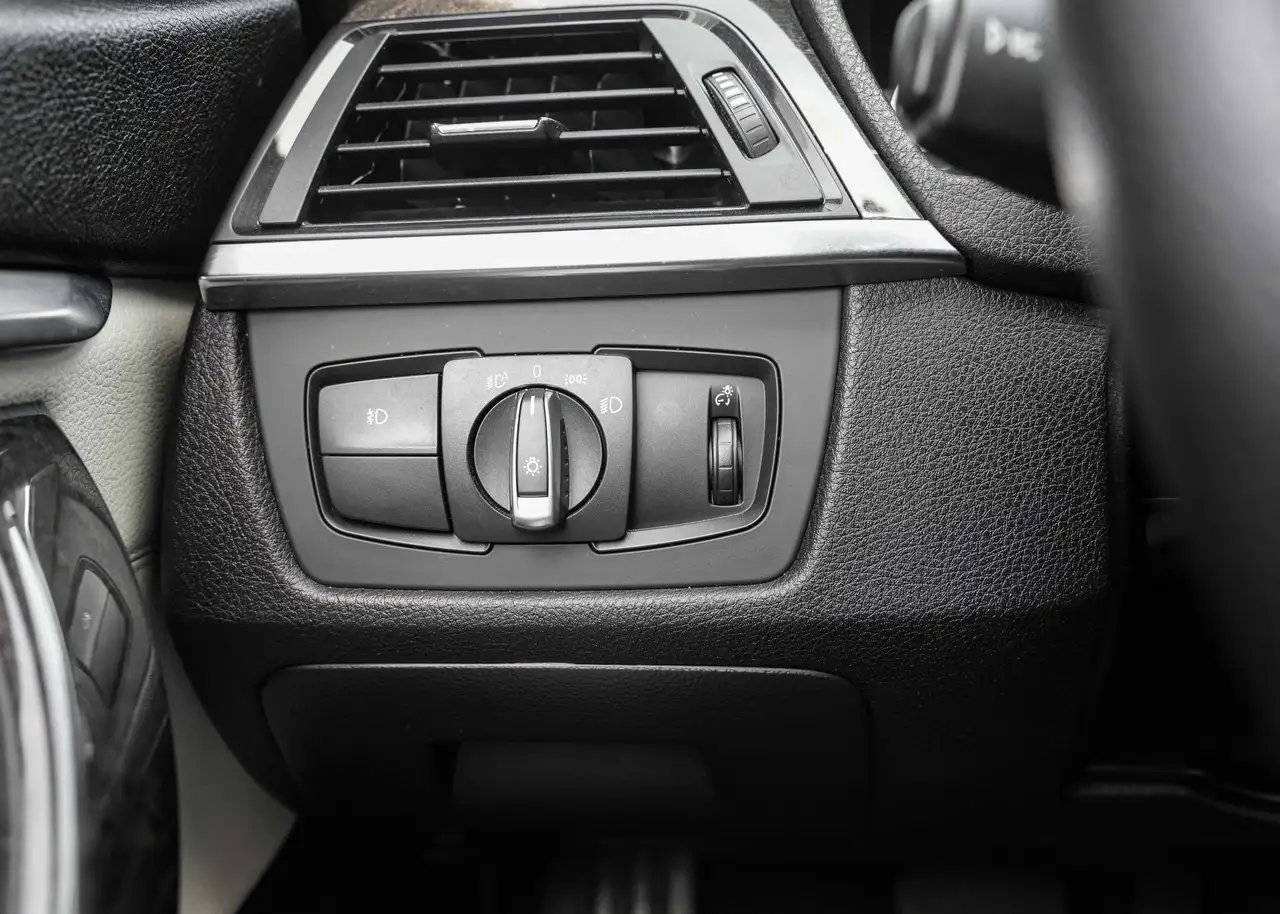 BMW 4 Series снимка BMW 4 Series