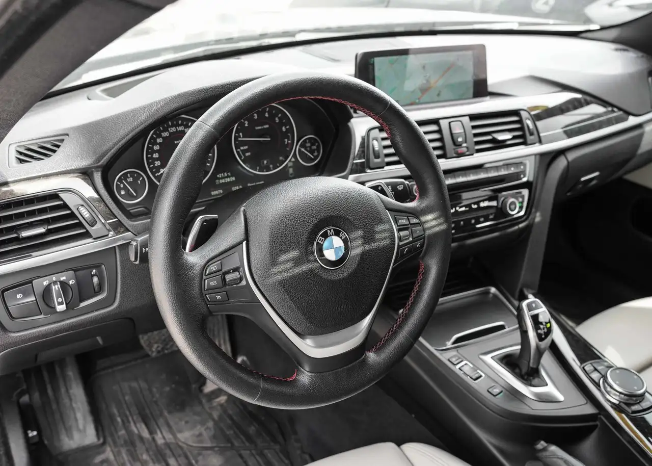 BMW 4 Series снимка BMW 4 Series