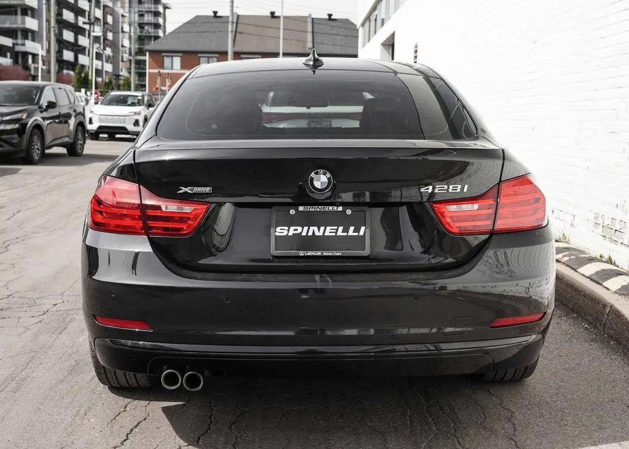 BMW 4 Series снимка BMW 4 Series
