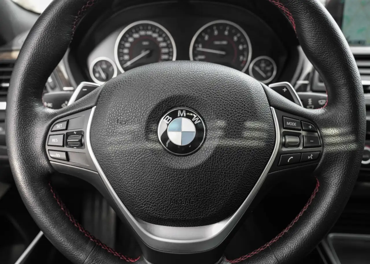 BMW 4 Series снимка BMW 4 Series