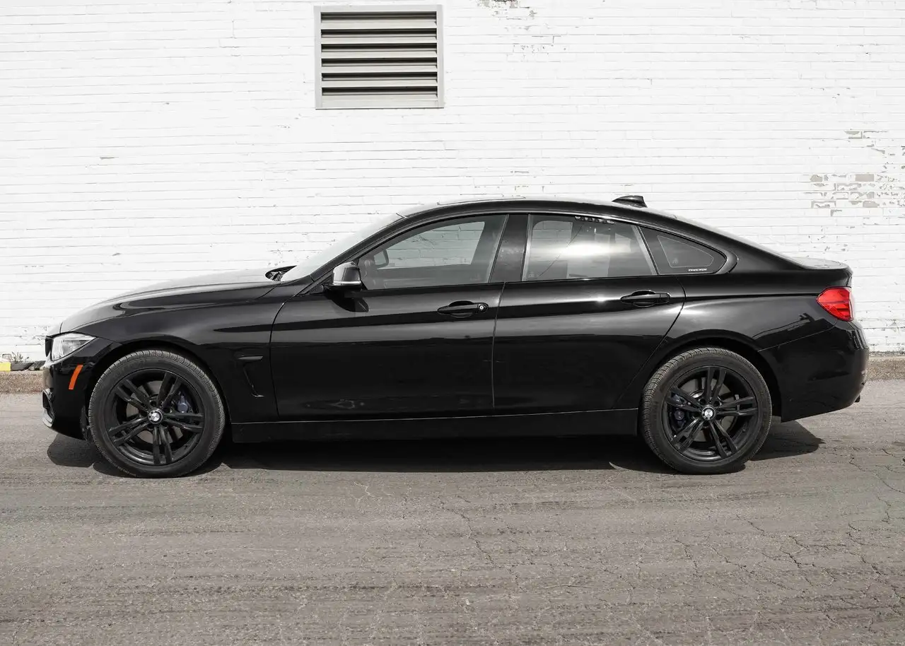 BMW 4 Series снимка BMW 4 Series