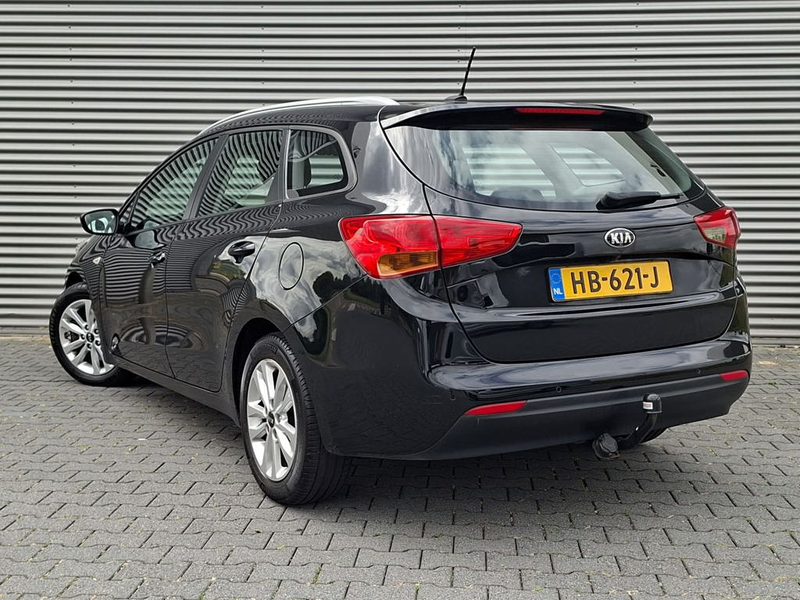 Kia Ceed SW / cee'd SW Sportswagon 1.6 GDI First Edition | Navi | Camera — photo 2