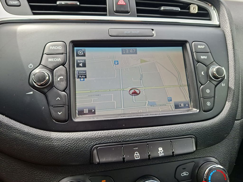 Kia Ceed SW / cee'd SW Sportswagon 1.6 GDI First Edition | Navi | Camera — photo 10
