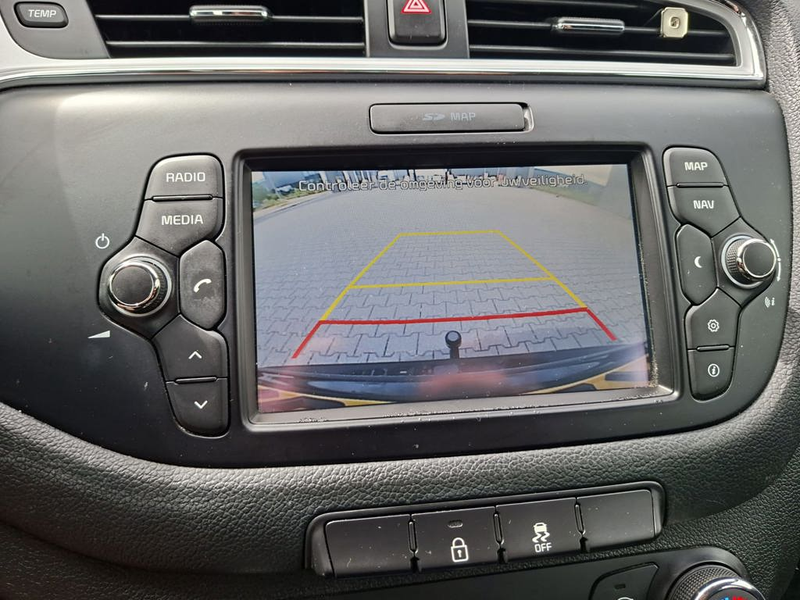 Kia Ceed SW / cee'd SW Sportswagon 1.6 GDI First Edition | Navi | Camera — photo 11