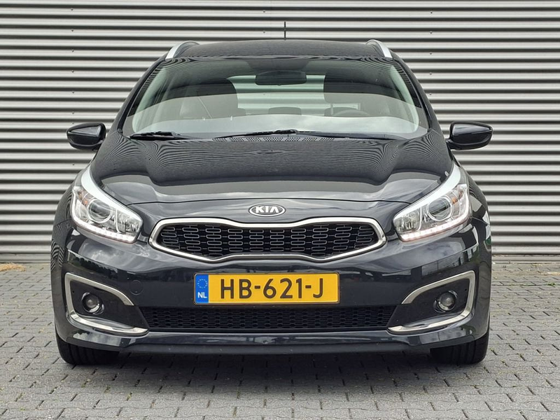 Kia Ceed SW / cee'd SW Sportswagon 1.6 GDI First Edition | Navi | Camera — photo 3