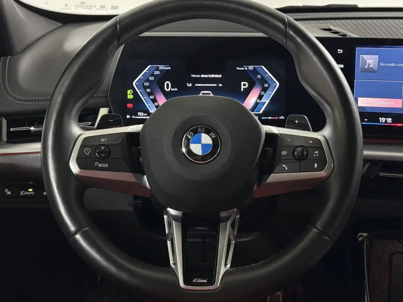 BMW X1 снимка BMW X1